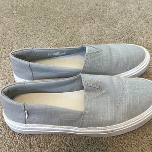 Womens Tom’s Gray Slip On